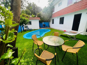 Maravillosa Casa Con Piscina y Vista al Mar